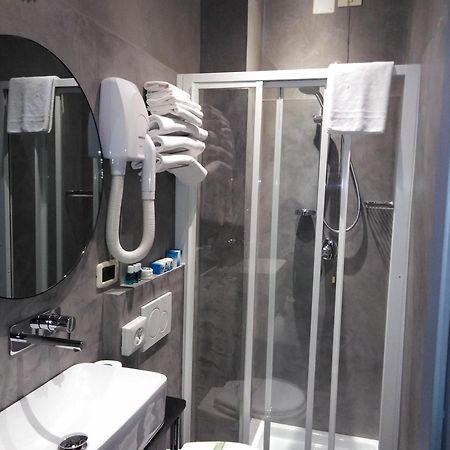 Hotel Cala Di Forno Фонтебланда Екстер'єр фото